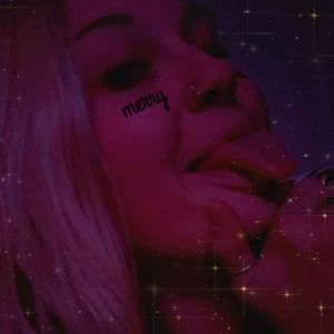 Meet your Posher, Destiny